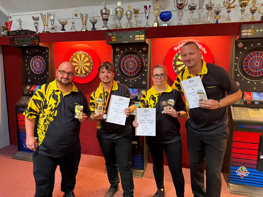 Unsere erfolgreichen Vier: Stephan mit Highfinish 130, Kevin und Daniel in Doppel BRONZE und Emely in Doppel BRONZE